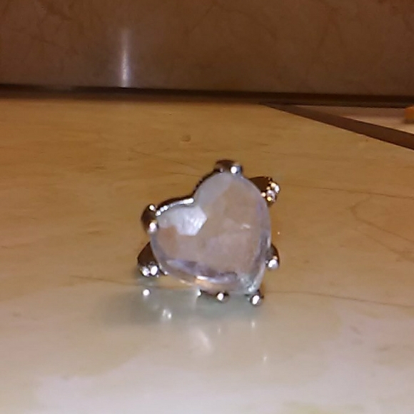 Ring - Picture 1 of 3